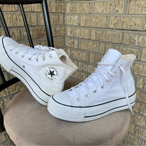 Converse - Picture 4 of 5